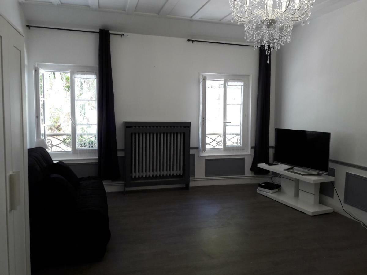 Veyrat Insolite Apartment Chambery Ngoại thất bức ảnh